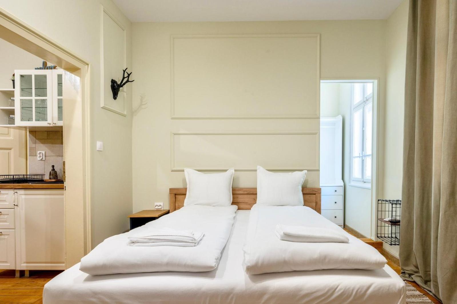Apartpro Apartments, เวลีคอเทอร์โนโว ภายนอก รูปภาพ