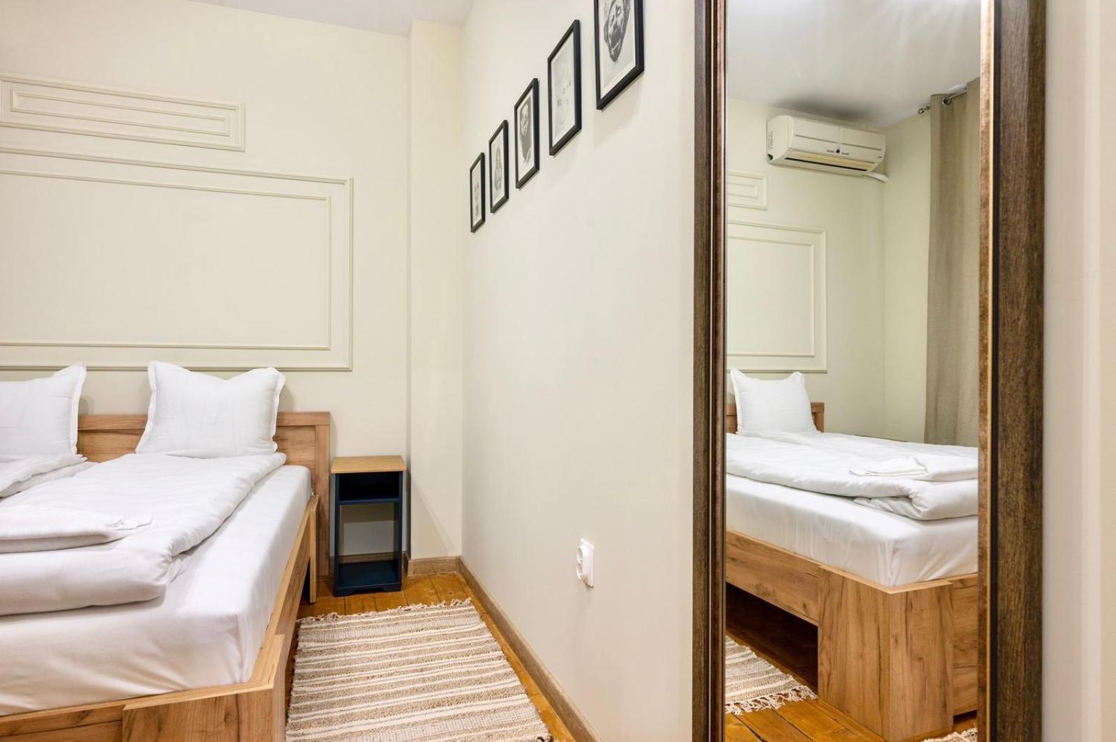 Apartpro Apartments, เวลีคอเทอร์โนโว ภายนอก รูปภาพ