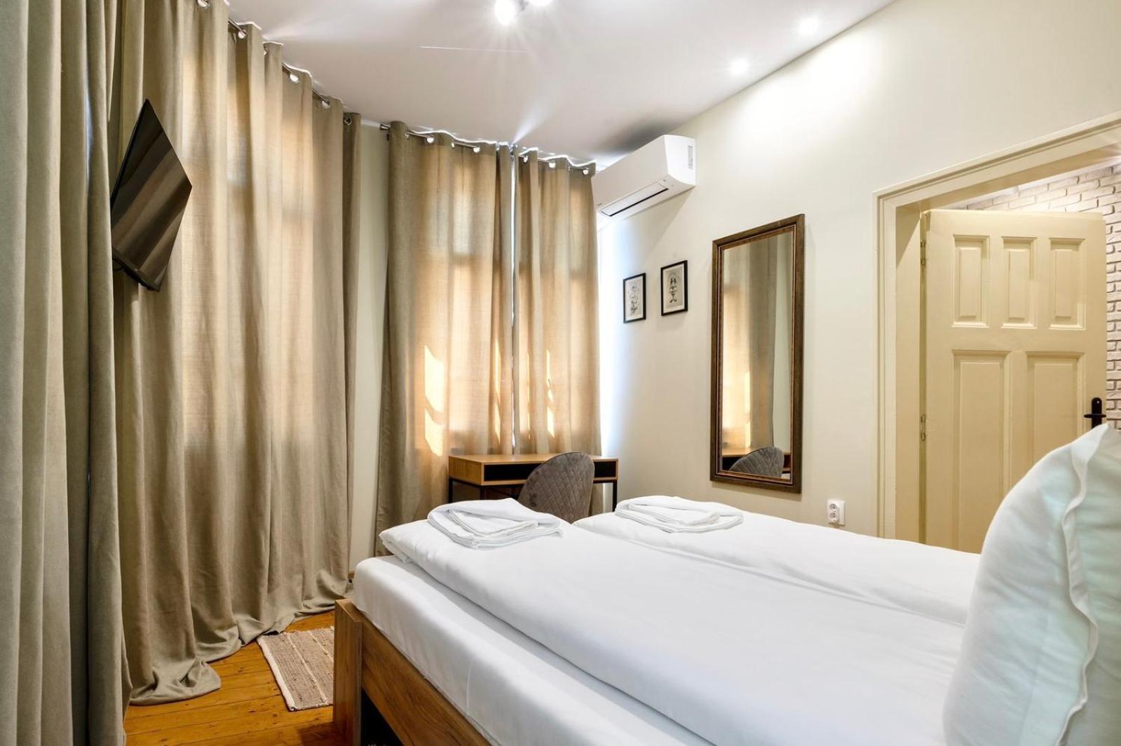 Apartpro Apartments, เวลีคอเทอร์โนโว ภายนอก รูปภาพ